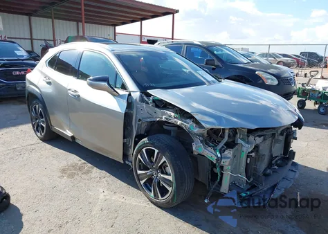 2020 Lexus Ux 200 из США, поврежденный, VIN JTHX3JBH7L2029145